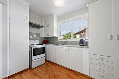 Photo of property in 2/6 Hay Street, Ebdentown, Upper Hutt, 5018