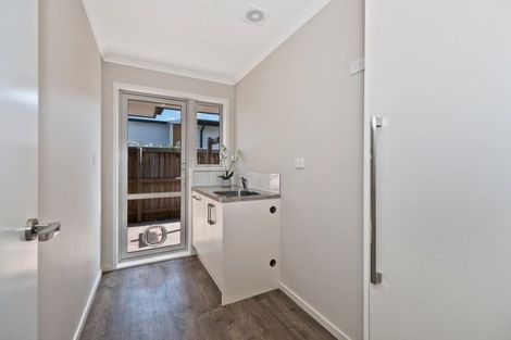 Photo of property in 9 Annie Going Lane, Halswell, Christchurch, 8025