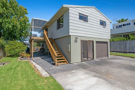 Photo of property in 22 Snells Beach Road, Snells Beach, 0920