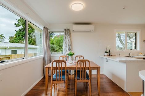 Photo of property in 28 Barrie Crescent, Silverdale, Hamilton, 3216