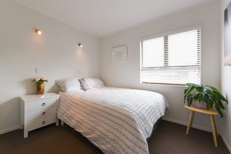 Photo of property in 6/17 Coyle Street, Sandringham, Auckland, 1025