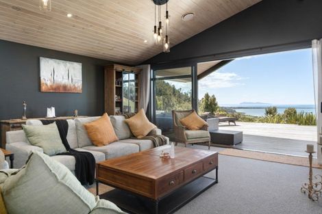 Photo of property in 1031b State Highway 2, Tanners Point, Katikati, 3177