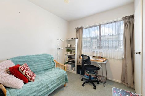 Photo of property in 33b Florence Avenue, Orewa, 0931