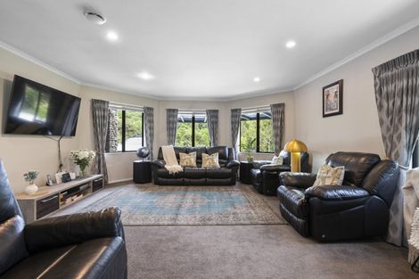Photo of property in 402 Turitea Road, Turitea, Palmerston North, 4472