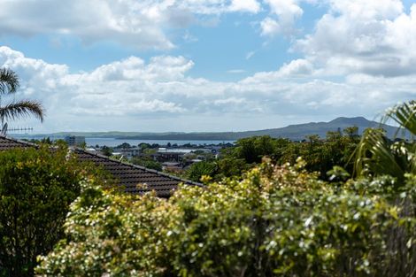 Photo of property in 1/41 Quebec Road, Milford, Auckland, 0620