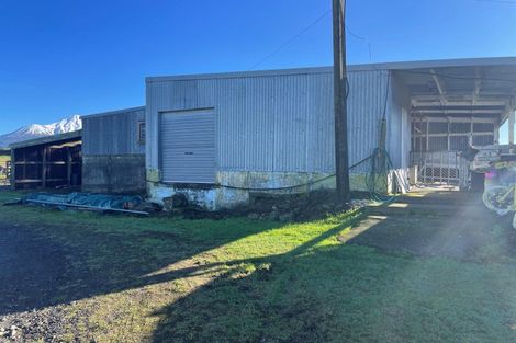 Photo of property in 406 Opunake Road, Cardiff, Stratford, 4391