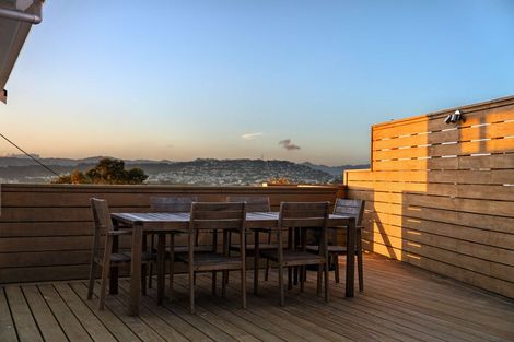 Photo of property in 68 Kinghorne Street, Strathmore Park, Wellington, 6022