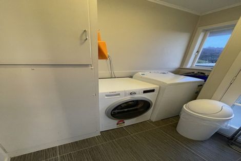 Photo of property in 2/32 Forrest Hill Road, Forrest Hill, Auckland, 0620