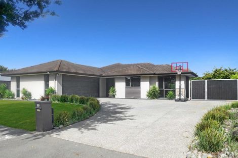 Photo of property in 29 Mataroa Place, Parklands, Christchurch, 8083