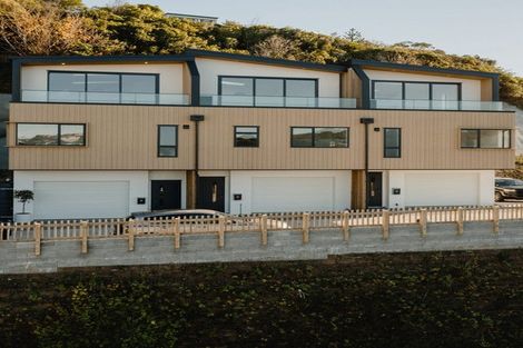 Photo of property in 119 Tiketike Way, Brooklyn, Wellington, 6021