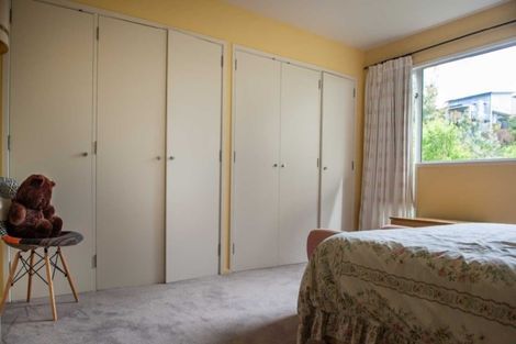 Photo of property in 1a Sherwood Lane, Cashmere, Christchurch, 8022