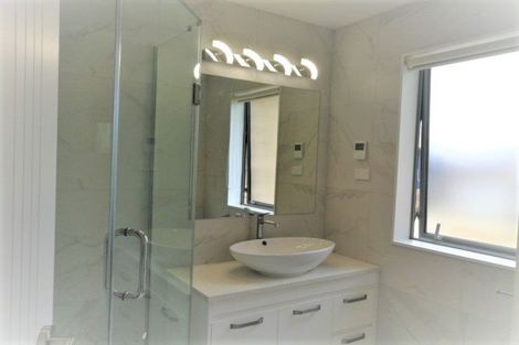 Photo of property in 8 Fong Road, Flat Bush, Auckland, 2019