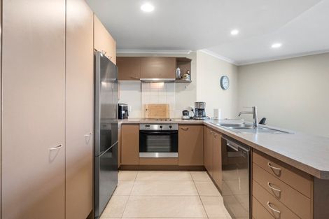 Photo of property in Paramount Apartments, 25/281 Maunganui Road, Mount Maunganui, 3116