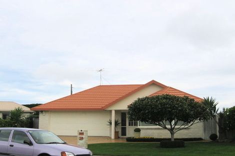 Photo of property in 28 Beach Haven Place, Paraparaumu Beach, Paraparaumu, 5032