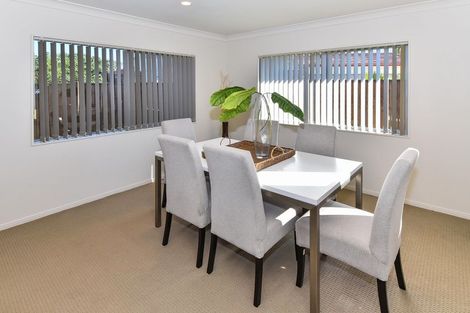 Photo of property in 6 Stranraer Crescent, Wattle Downs, Auckland, 2103