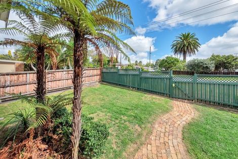 Photo of property in 1/4 Wood Street, Papakura, 2110