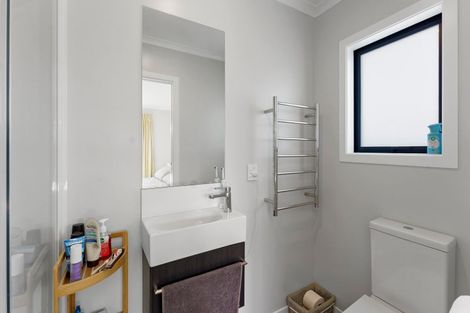 Photo of property in 24 Enereta Road, Otaki, 5512