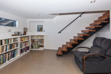 Photo of property in 101 Mount Pleasant Road, Mount Pleasant, Christchurch, 8081