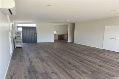 Photo of property in 87 Walters Road, Papakura, Takanini, 2110