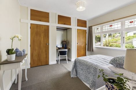 Photo of property in 14 Lerwick Terrace, Melrose, Wellington, 6023