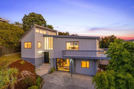 Photo of property in 36 Telstar Place, Beach Haven, Auckland, 0626