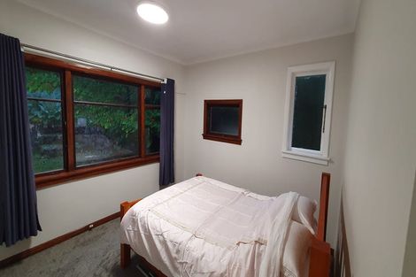 Photo of property in 70 Chamberlain Road, Karori, Wellington, 6012