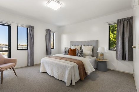 Photo of property in 1a Eaglen Place, Howick, Auckland, 2010