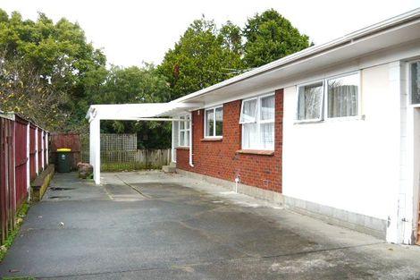 Photo of property in 2/8 Edgewater Drive, Pakuranga, Auckland, 2010