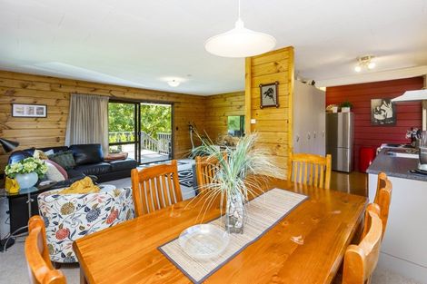 Photo of property in 17 Forest Road, Pinehaven, Upper Hutt, 5019