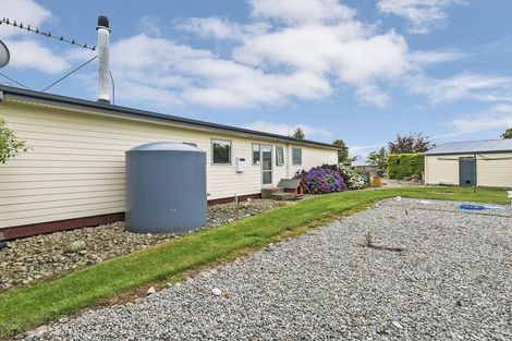 Photo of property in 8 Cross Street, Coalgate, 7673