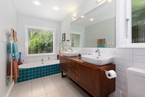 Photo of property in 15 Kowhai Street, Eastbourne, Lower Hutt, 5013