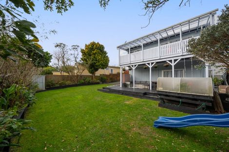 Photo of property in 7 Hawtrey Terrace, Johnsonville, Wellington, 6037
