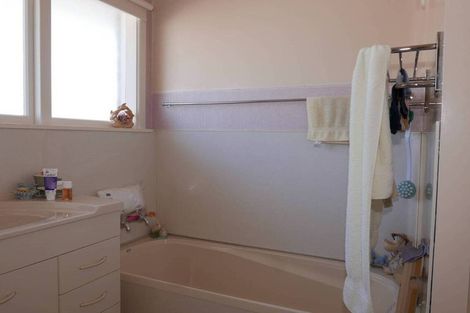 Photo of property in 20 Monowai Crescent, North New Brighton, Christchurch, 8083