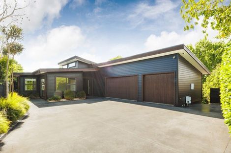 Photo of property in 27a Phoenix Avenue, Hokowhitu, Palmerston North, 4410