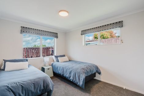 Photo of property in 1 Ruske Place, Grandview Heights, Hamilton, 3200