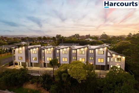 Photo of property in 1/7 Glen Road, Ranui, Auckland, 0612