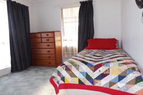 Photo of property in 10 Te Kama Street, Levin, 5510