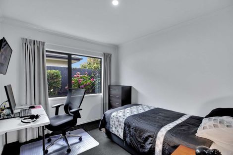 Photo of property in 5 Raranga Street, Marshland, Christchurch, 8083