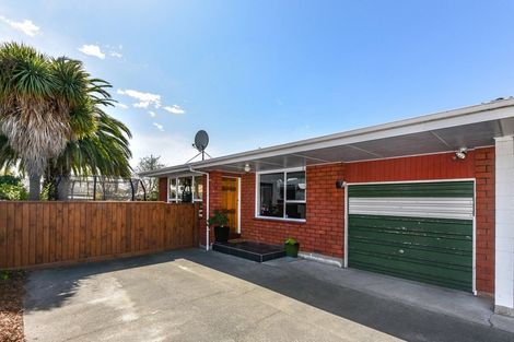 Photo of property in 2/6 Nanette Street, Upper Riccarton, Christchurch, 8041