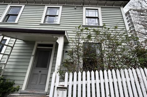 Photo of property in 15 Cottleville Terrace, Thorndon, Wellington, 6011