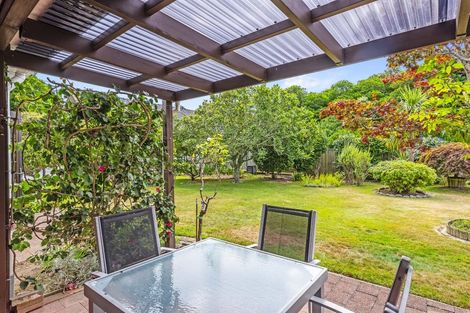 Photo of property in 44 Awanui Drive, Waikanae, 5036