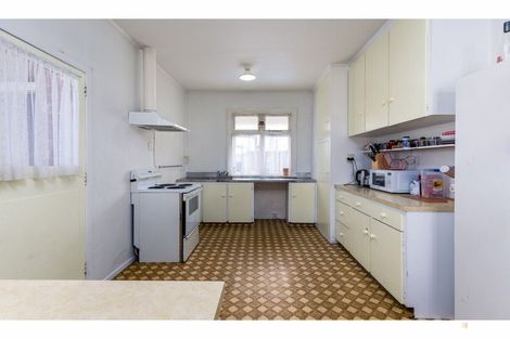 Photo of property in 49 Shearman Street, Waimate, 7924