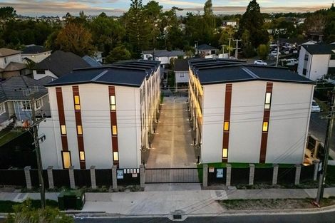 Photo of property in 41a Kelwyn Road, Kelston, Auckland, 0602