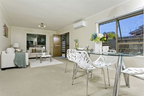 Photo of property in 2/149 Chivalry Road, Glenfield, Auckland, 0629