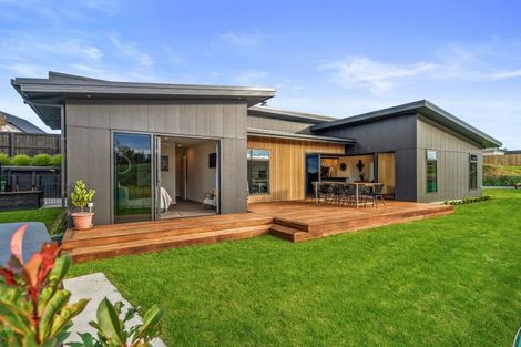 Photo of property in 64 Les Wakefield Road, Mapua, 7005