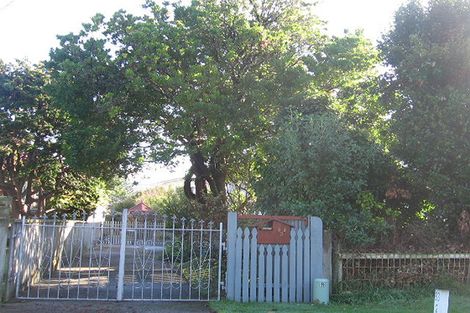 Photo of property in 2/83 Pohutukawa Street, Woburn, Lower Hutt, 5011