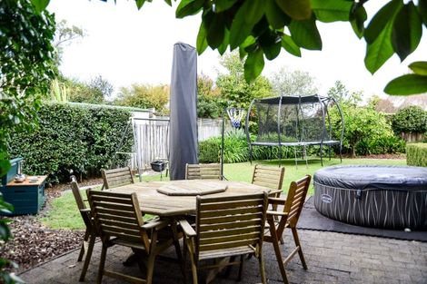 Photo of property in 5 Willowfield Place, Pukete, Hamilton, 3200