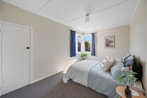 Photo of property in 14 Warwick Crescent, Taradale, Napier, 4112