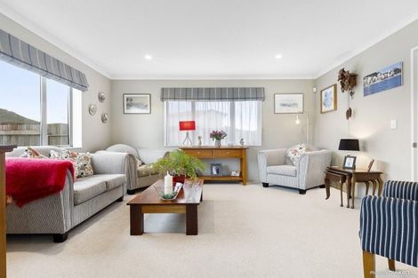 Photo of property in 255 Mark Avenue, Grenada Village, Wellington, 6037