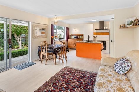Photo of property in 25b Pehi Kupa Street, Waikanae, 5036